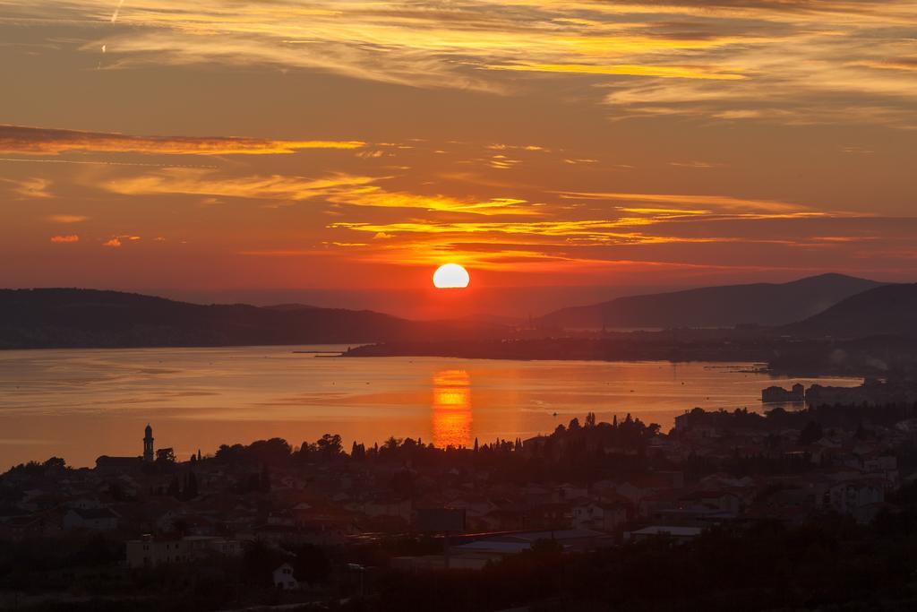 Apartment Marelux Kastela Exterior photo